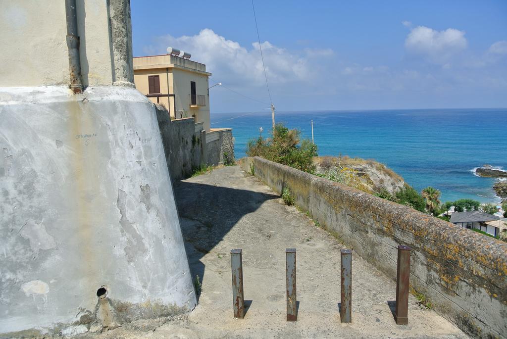 La Perla Del Tirreno Tropea Exterior foto
